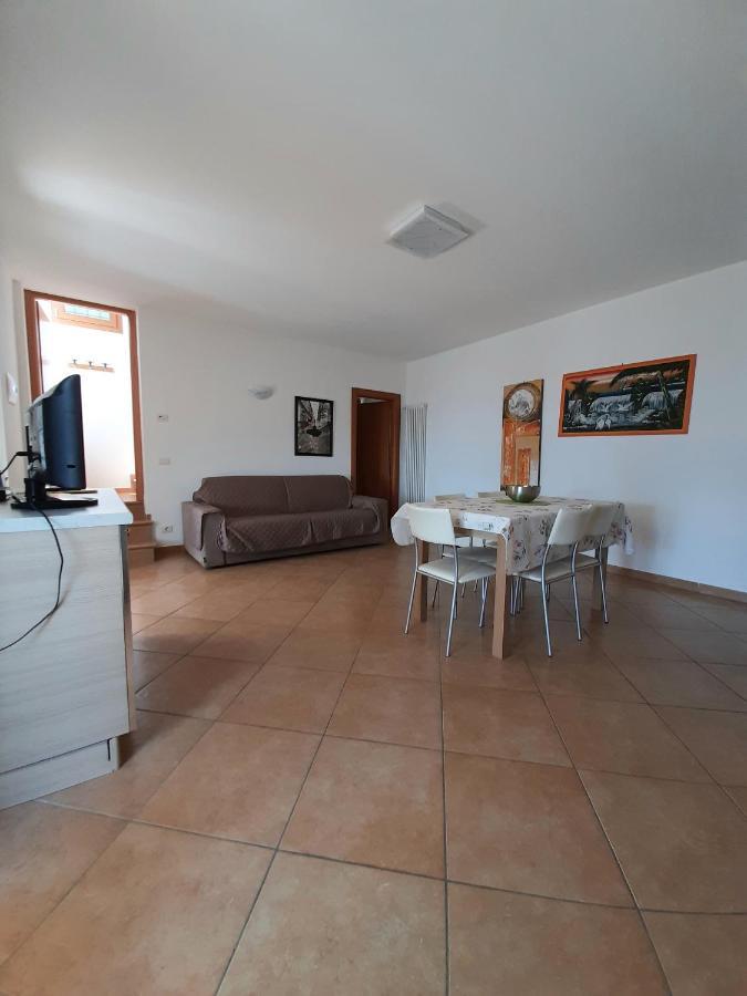 Apartment Maria Brenzone sul Garda Exteriör bild