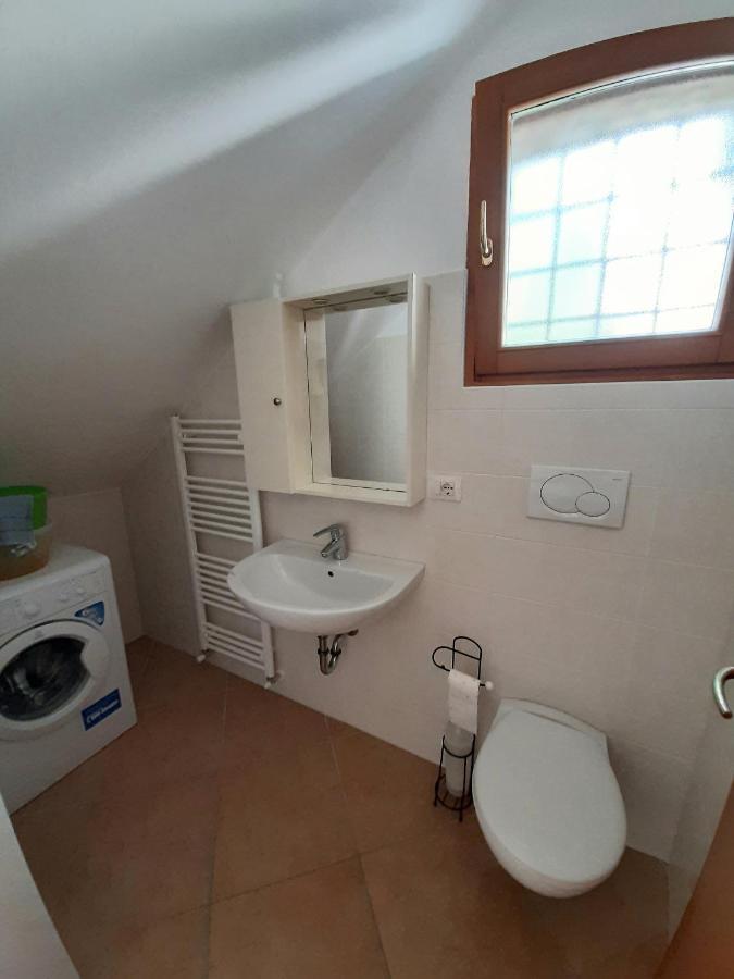 Apartment Maria Brenzone sul Garda Exteriör bild